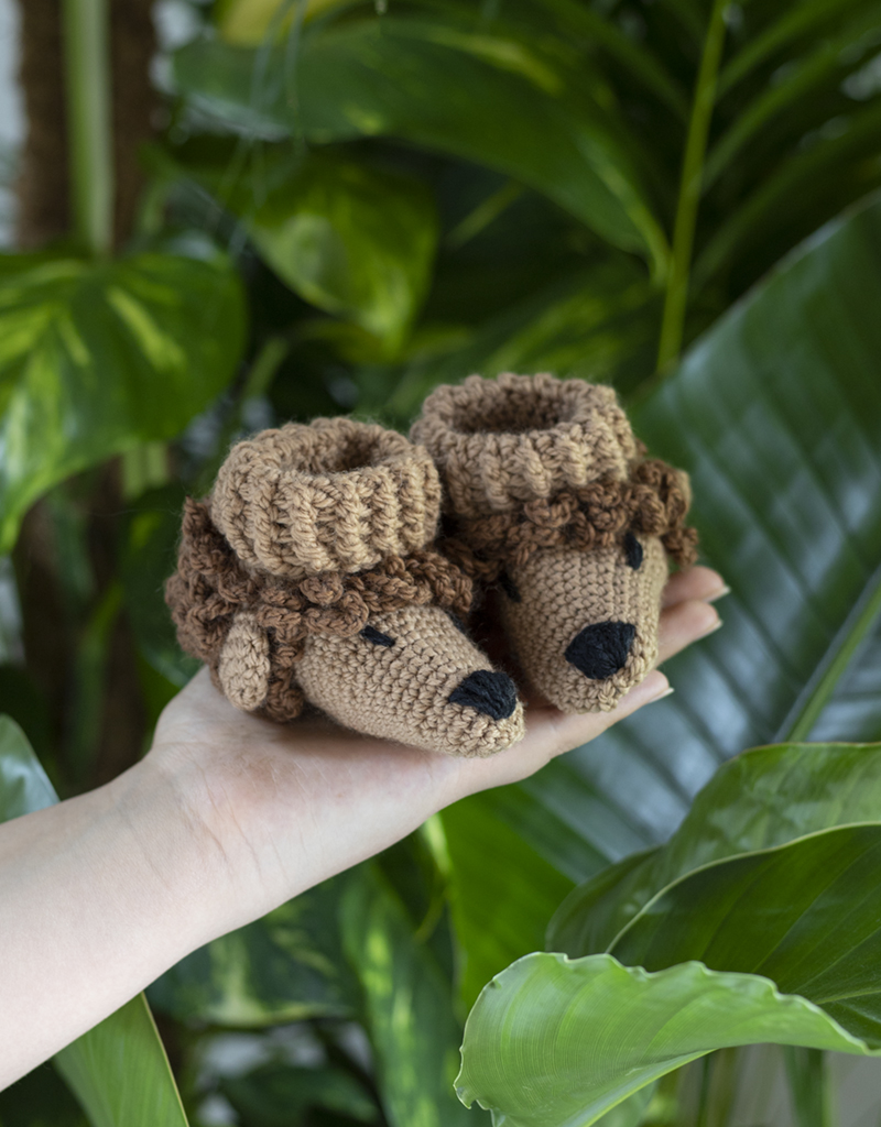 Infant Lion Booties Crochet Kit | TOFT