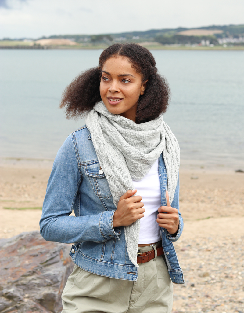 Triangle Shawl Knitting Pattern TOFT