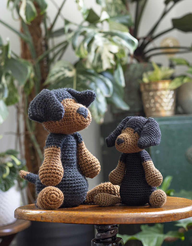 Large Rosie the Dachshund Crochet Pattern | TOFT