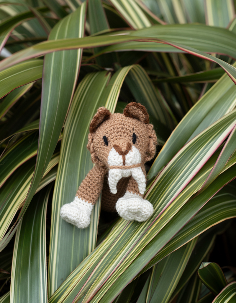 Sabre-Toothed Tiger Crochet Kit | TOFT