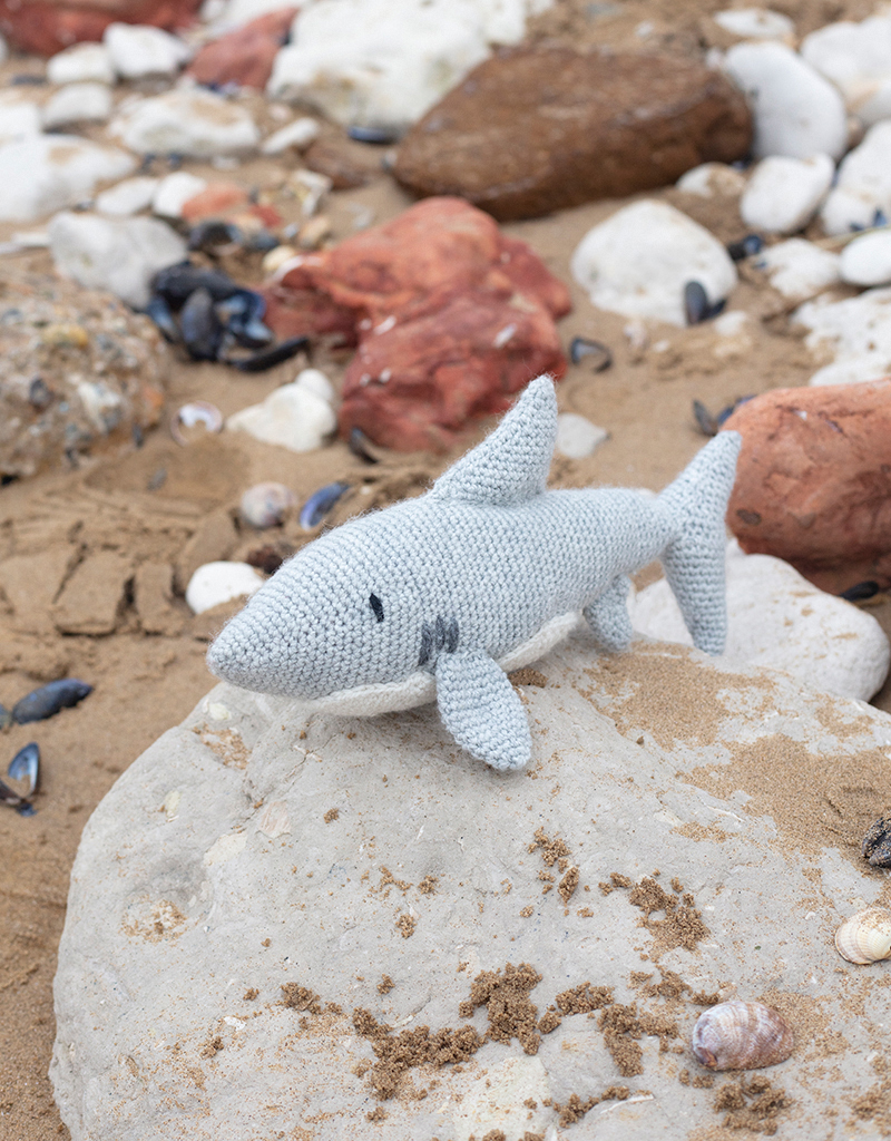 Toft * Kai the Shark * Mini Crochet Kit – Sweet Pea Fiber