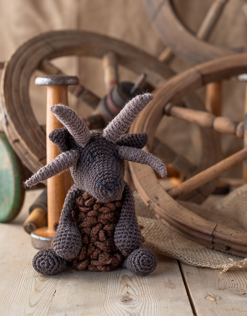 Crochet Hebridian Sheep Amigurumi Kit | TOFT