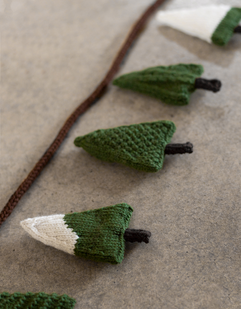 Knitted Christmas Tree Garland TOFT