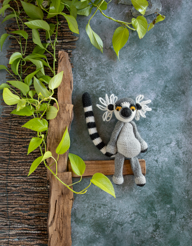 Lemur slippers discount