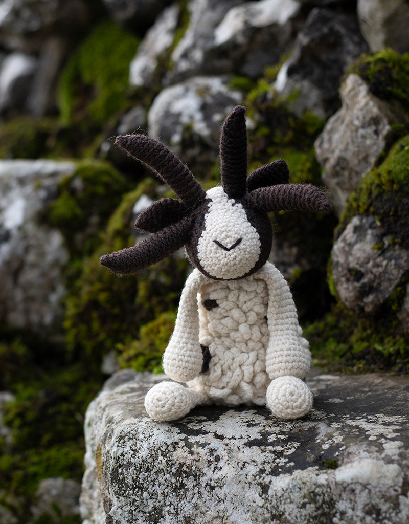 Crochet Jacobs Sheep Amigurumi Kit | TOFT