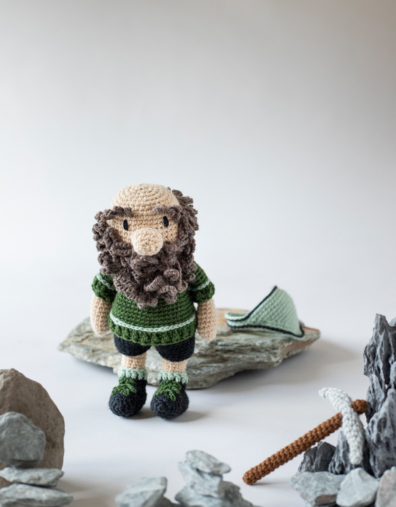 Snow White Fairy Tales Crochet Kit | TOFT