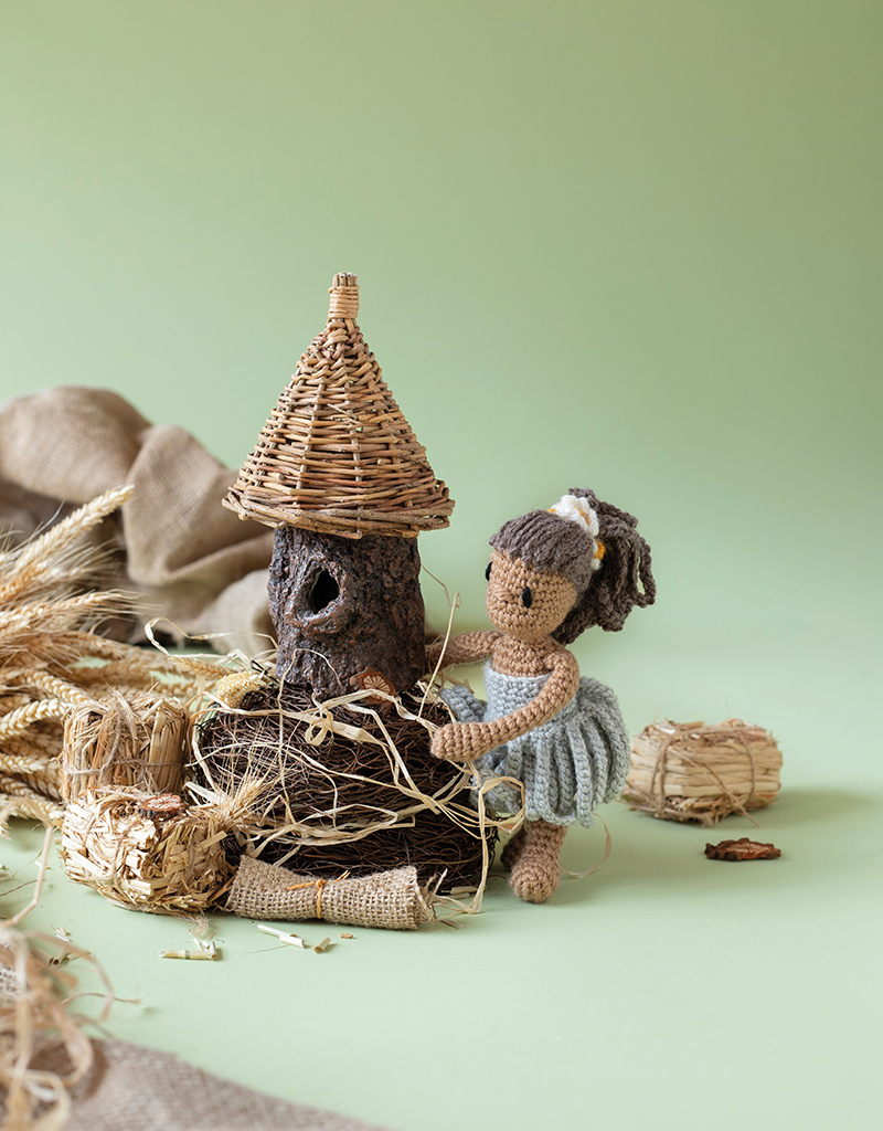 Thumbelina Fairy Tales Crochet Kit | TOFT