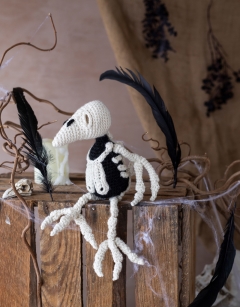 Poe the Raven Skeleton