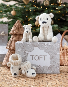 Baby Polar Bear Discovery Box