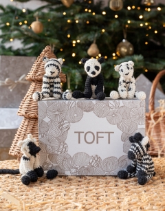 Black and White Discovery Box