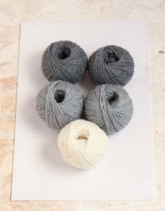 Carrick Shawl