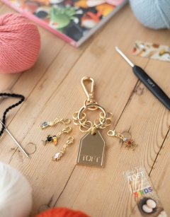 Ross the Turkey Enamel Centraliser