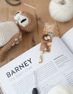 Barney the Barn Owl Enamel Centraliser