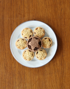 Christmas Desserts Discovery Box Kit