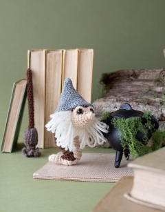 Fantasy Bookworm