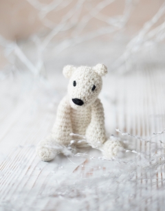 Mini Piotr the Polar Bear Kit