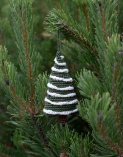 Crochet Tree Garland