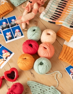 150g DK Mixed Colour Bundle