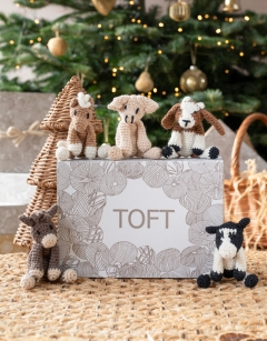 Farmyard Discovery Box