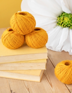 TOFT Yellow FINE yarn 50g