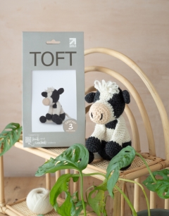 Sarah the Friesian Cow Kit