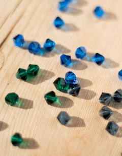 TOFT Glass Beads: Sapphire