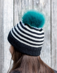 Knit Apres Hat Kit