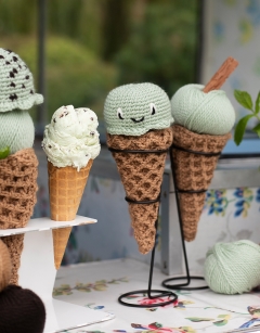 Ice Cream Cone: Single Scoop