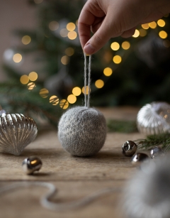 Knitted Christmas Baubles