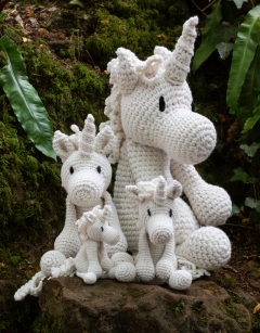 Large Magical Unicorn
