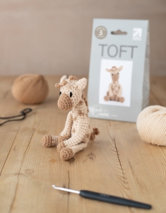 Mini Caitlin the Giraffe Kit