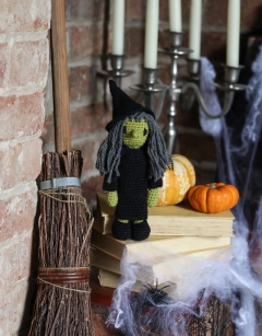 Mini Witch Doll Kit
