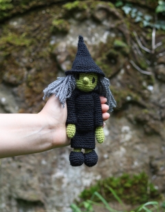 Mini Witch Doll 