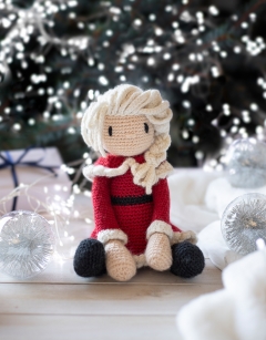 Mrs Claus Doll 