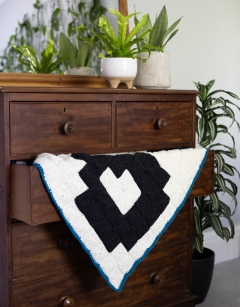 Nanda Blanket