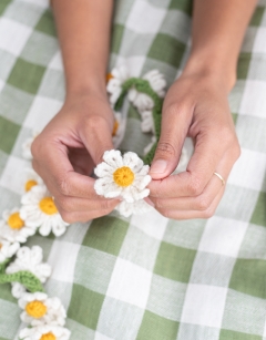 Daisy Chain Headband