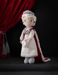 Queen Elizabeth II Doll