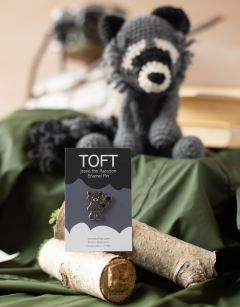 Jessie the Raccoon with Pin