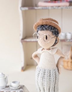 Silver Doll Glasses