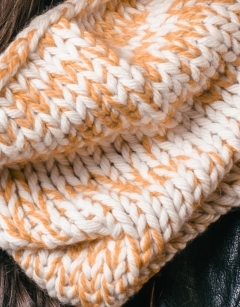 Speckled Cowl