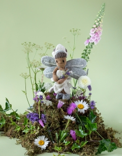 Thumbelina's Wedding