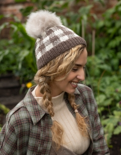 TOFT Stone Pom Pom