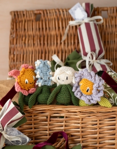 Make and Fill Birth Flowers Cracker Bundle