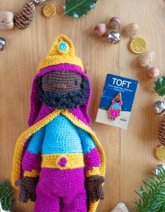 Almost Perfect Gift Cracker: Three Wise Men Pins