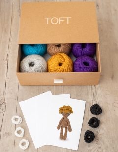 Mini Festive Monster Discovery Box Kit