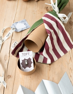 Pin Badge Gift Cracker: Animals