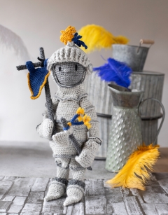 Haunted Suit of Armour Doll: Knight