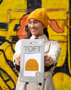 Learn to Knit Cables Kit