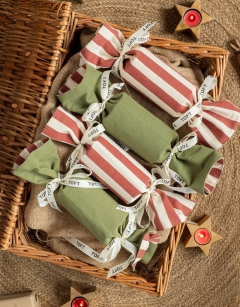 Make and Fill Four Cracker Bundle