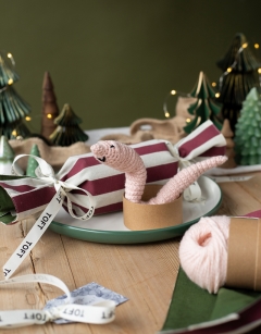 Make and Fill Minibeasts Cracker Bundle